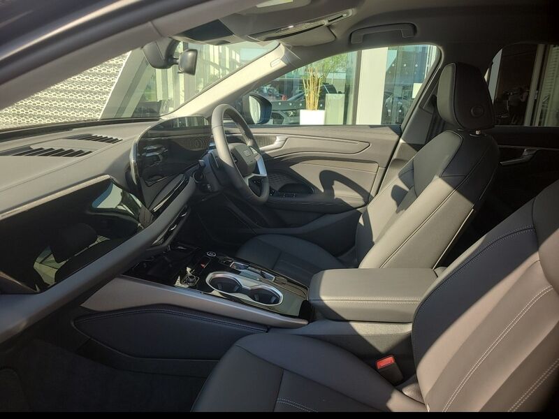 More views of Audi A6