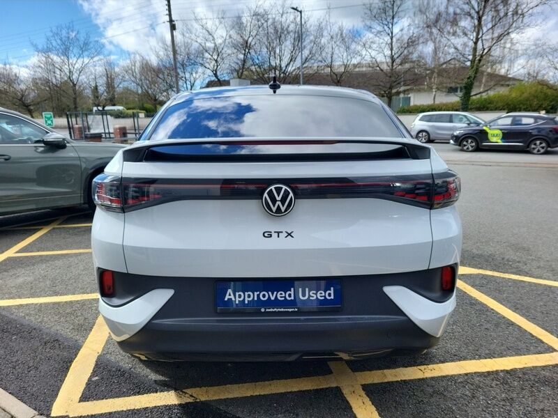 More views of Volkswagen ID.5