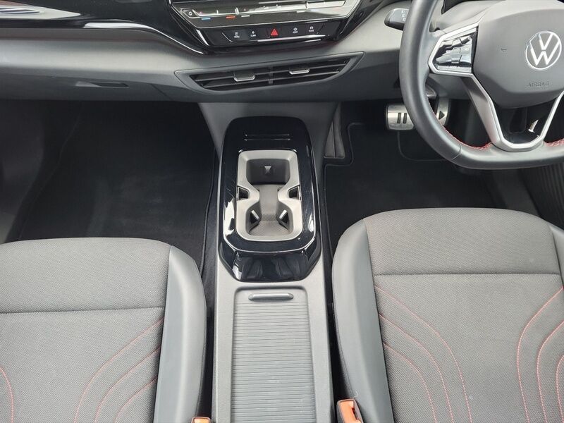 More views of Volkswagen ID.5