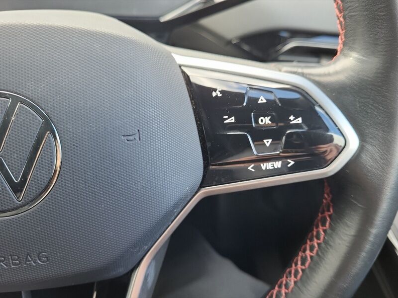 More views of Volkswagen ID.5