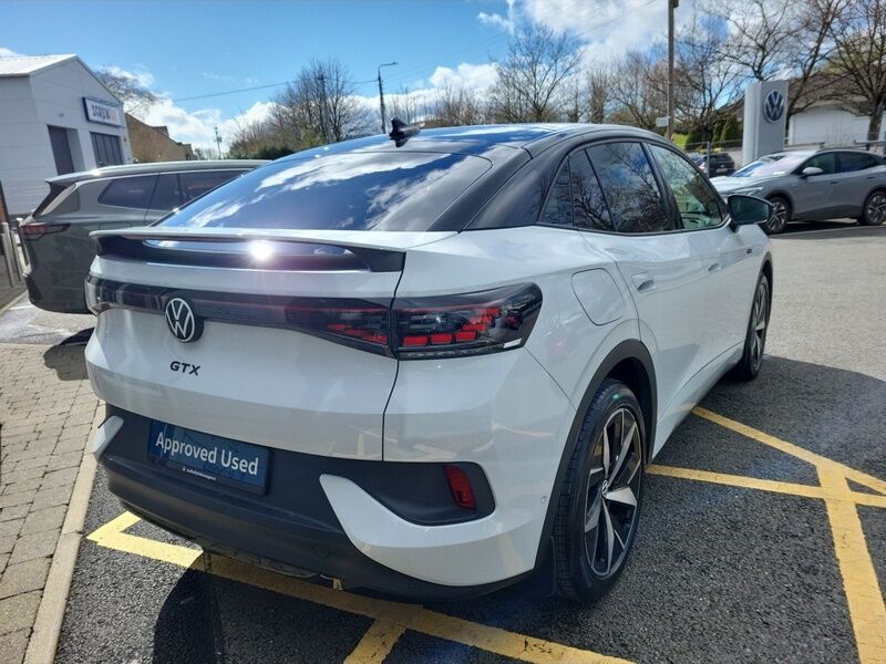 More views of Volkswagen ID.5