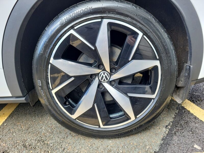 More views of Volkswagen ID.5