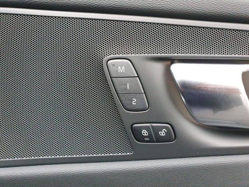 More views of Volvo XC60