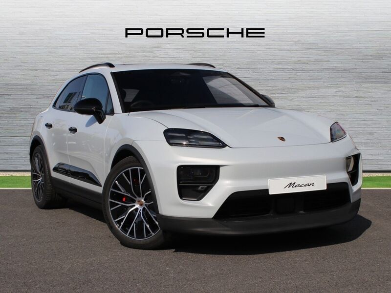 More views of Porsche Macan