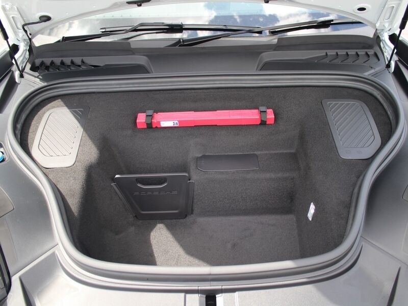 More views of Porsche Macan