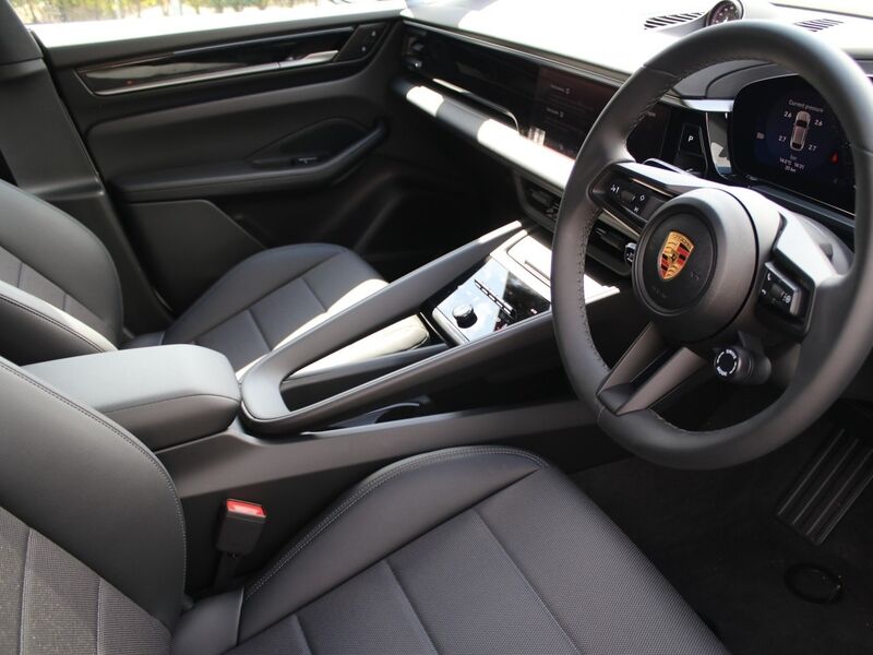 More views of Porsche Macan