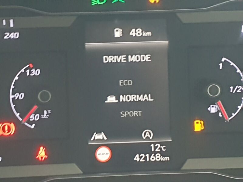 More views of Hyundai Tucson