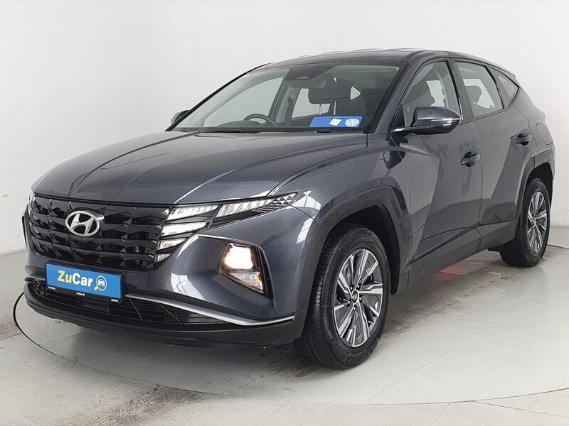 More views of Hyundai Tucson