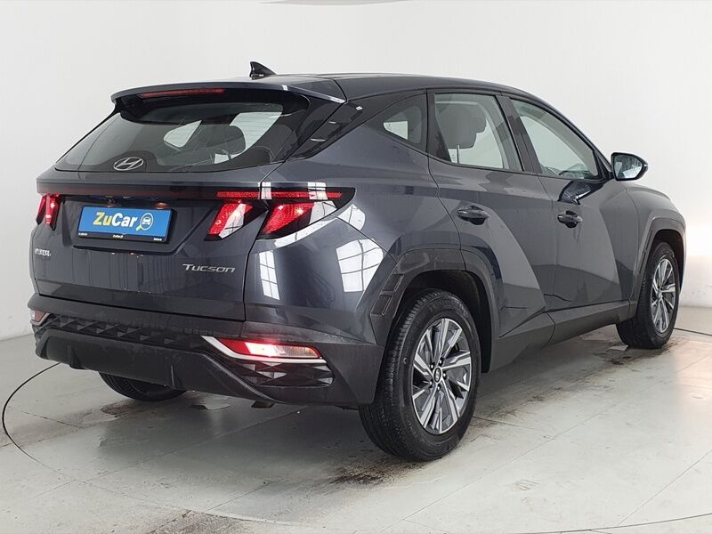 More views of Hyundai Tucson