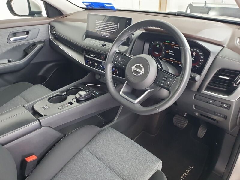 More views of Nissan X-Trail