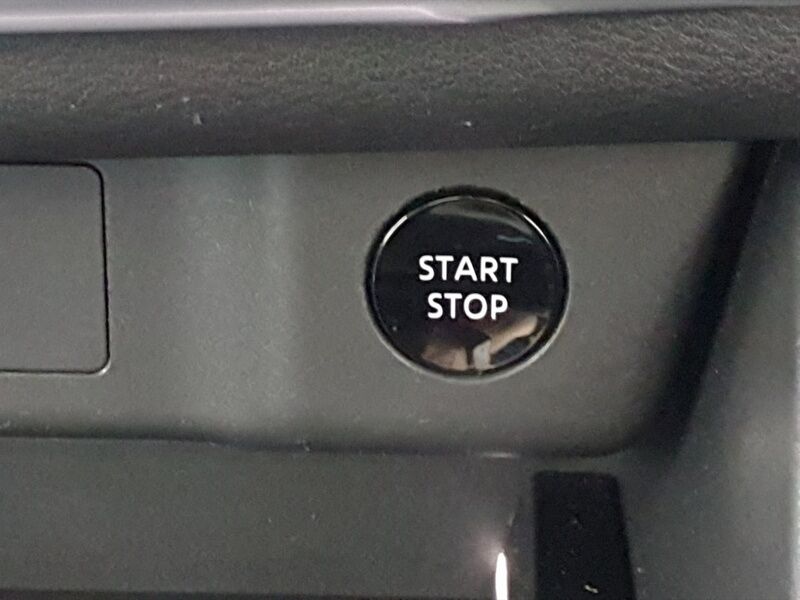 More views of Nissan X-Trail