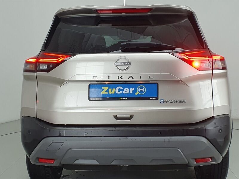 More views of Nissan X-Trail