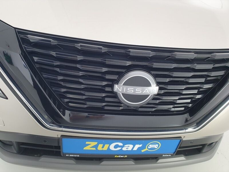 More views of Nissan X-Trail