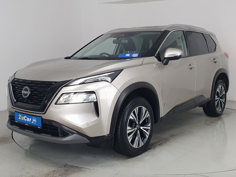 More views of Nissan X-Trail