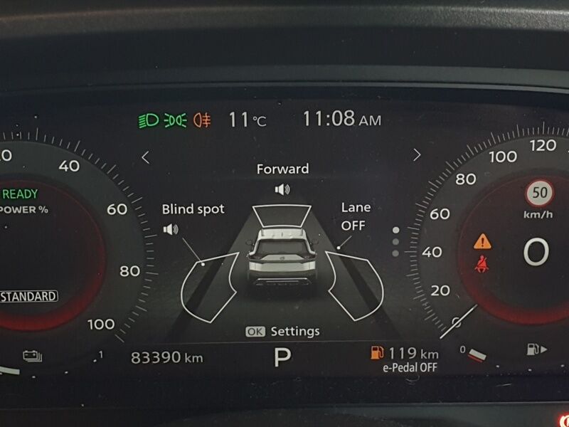 More views of Nissan X-Trail