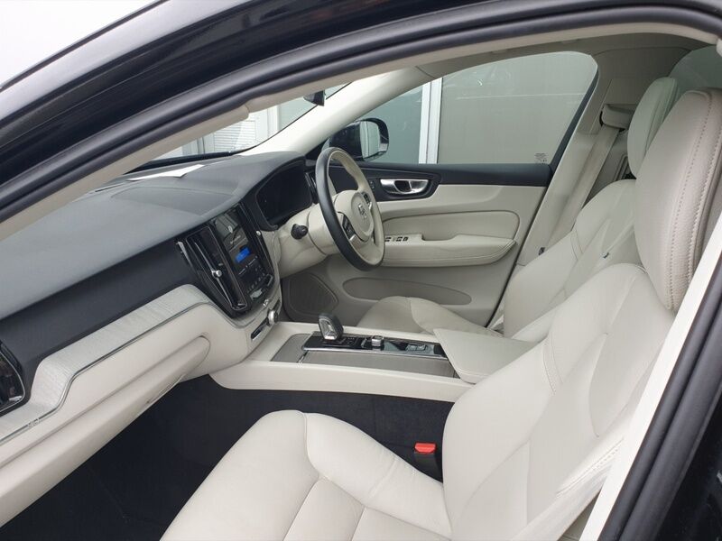 More views of Volvo XC60