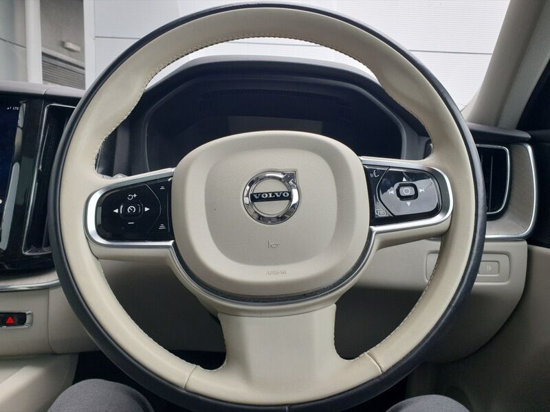 More views of Volvo XC60
