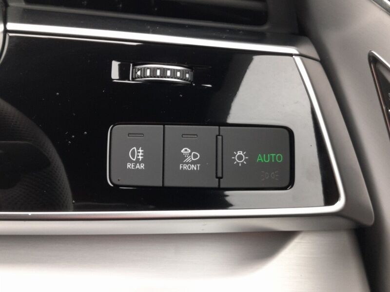 More views of Audi Q7