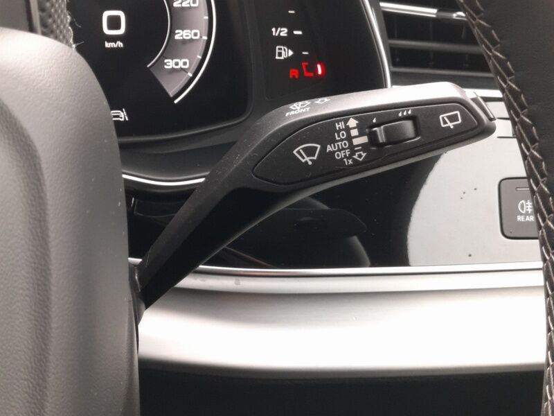 More views of Audi Q7