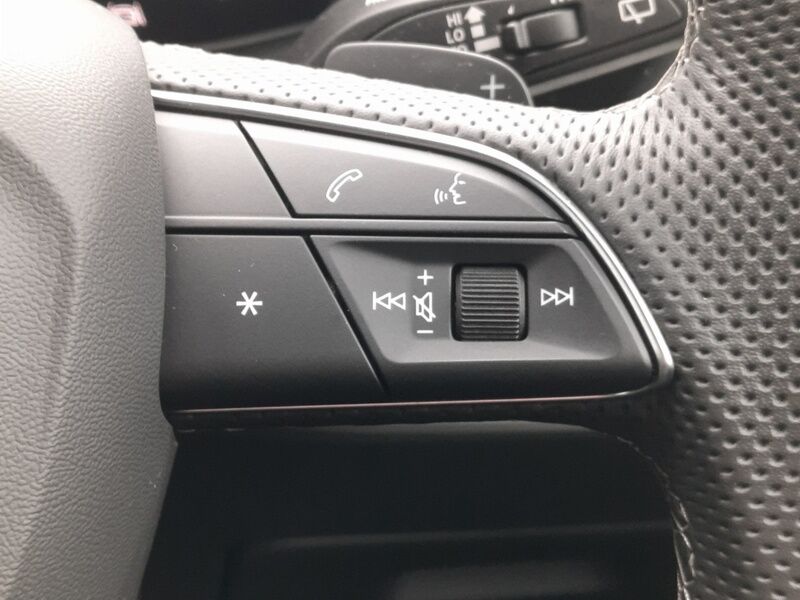 More views of Audi Q7