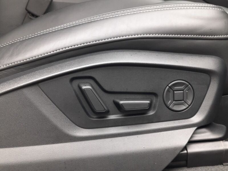 More views of Audi Q7