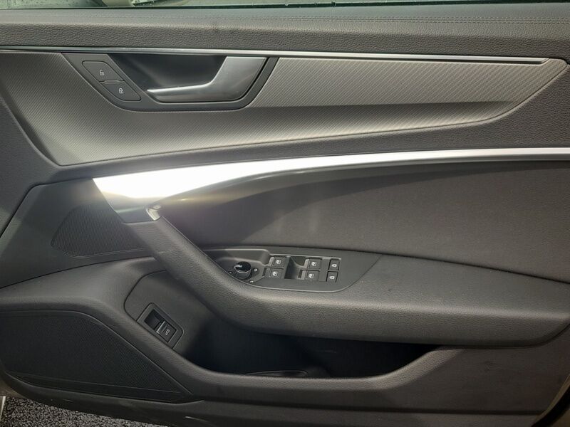 More views of Audi A6