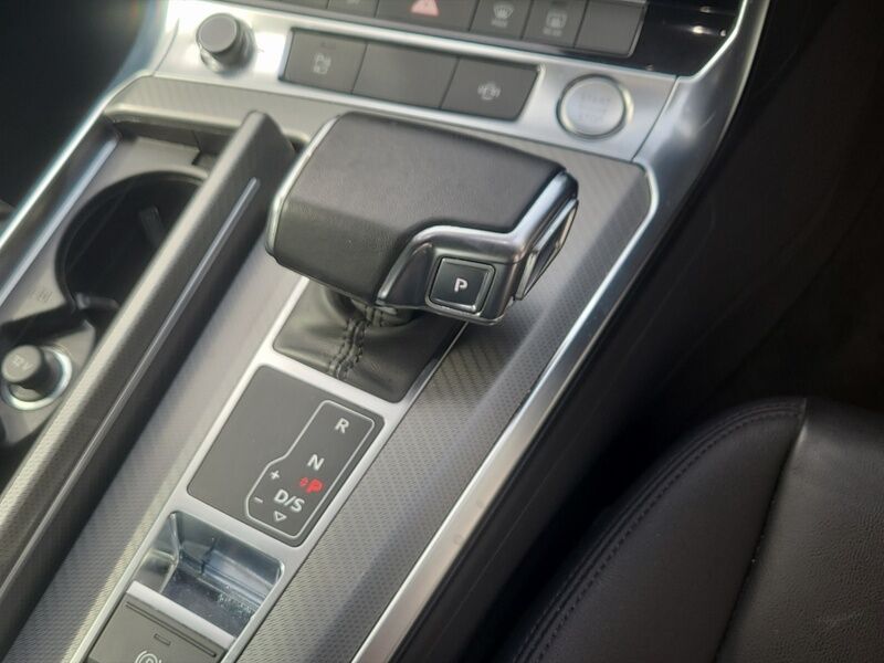 More views of Audi A6