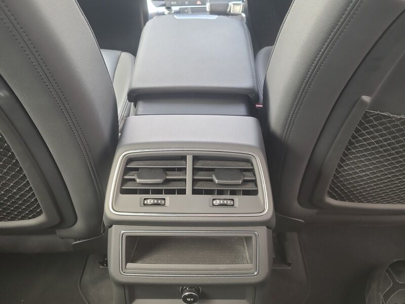 More views of Audi A6