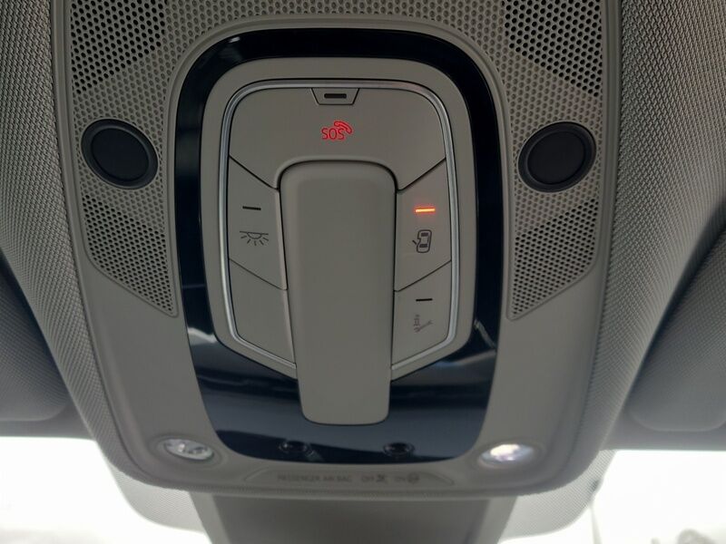 More views of Audi A6