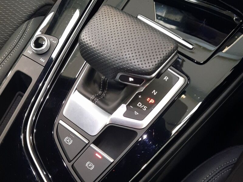 More views of Audi A4