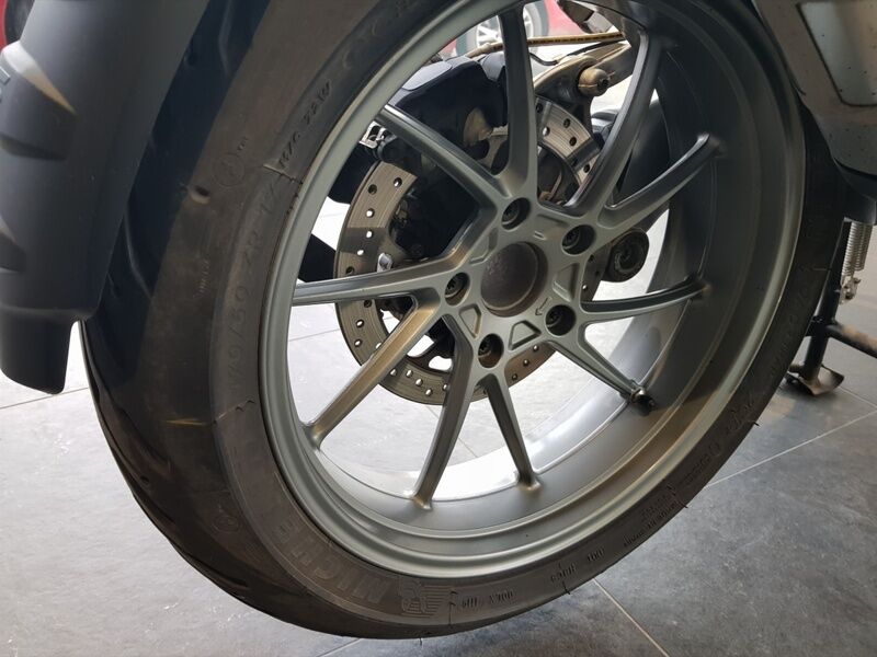 More views of BMW R 1250