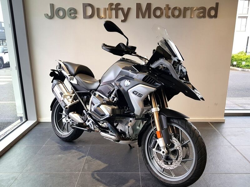 More views of BMW R 1250