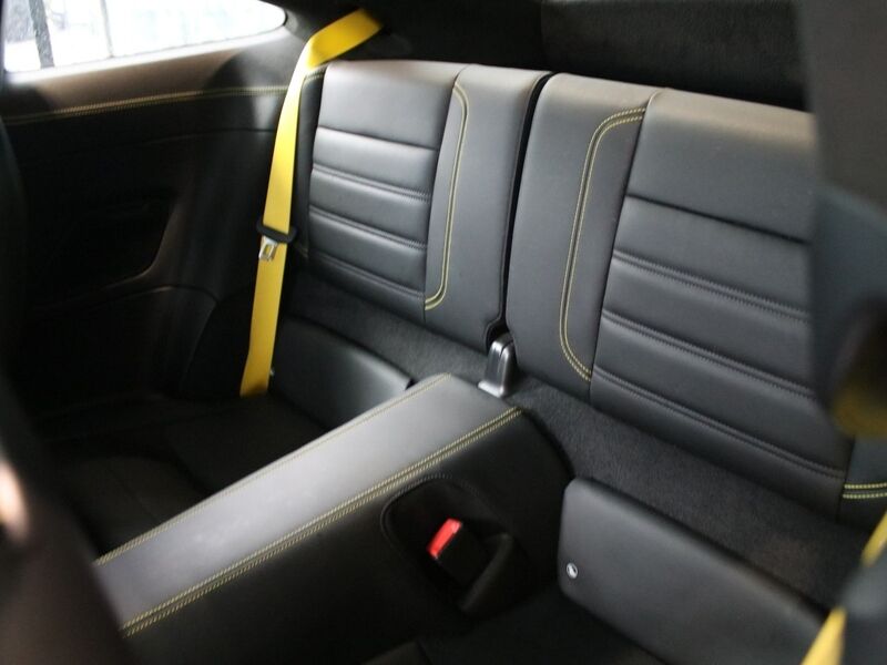 More views of Porsche 911