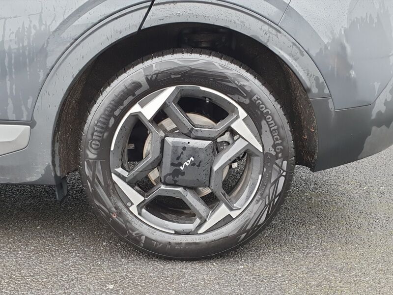 More views of Kia Sportage
