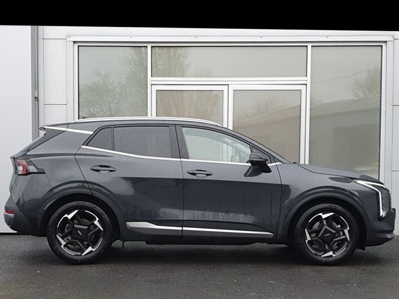 More views of Kia Sportage