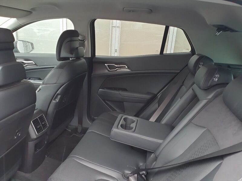 More views of Kia Sportage