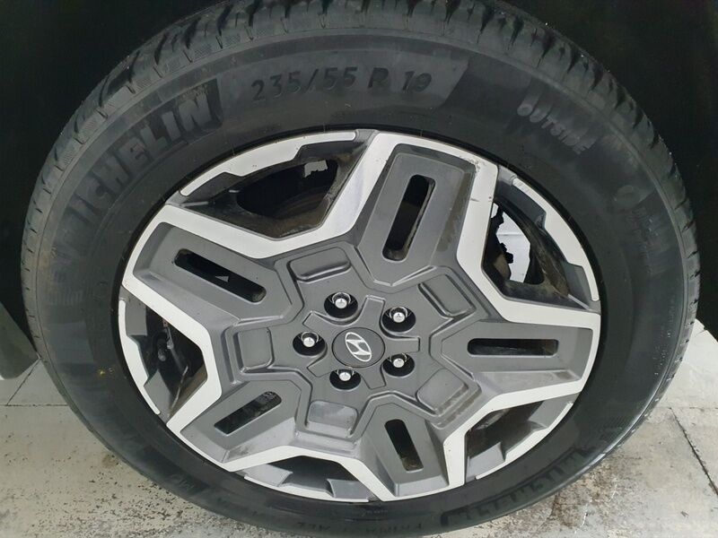 More views of Hyundai Santa Fe