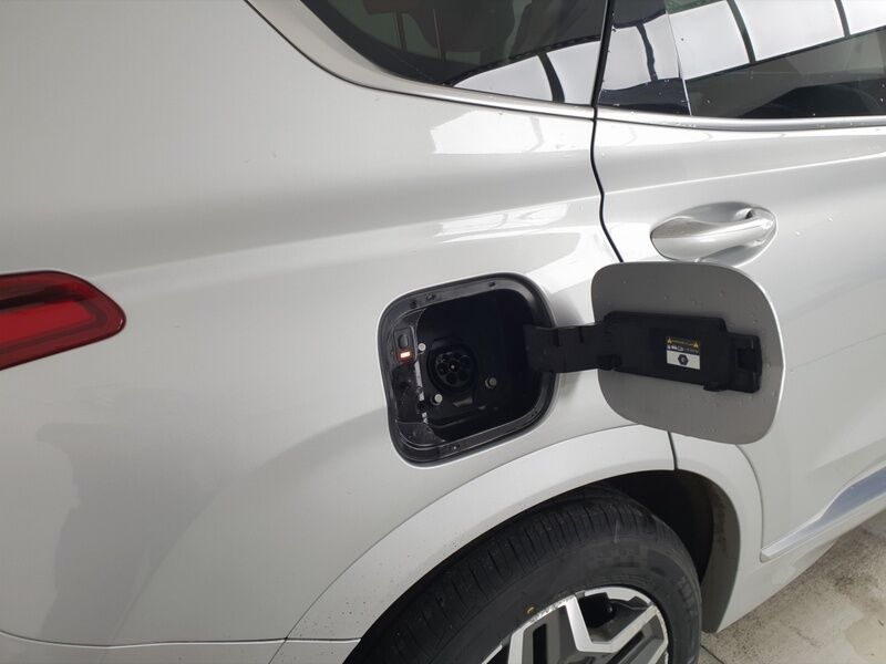 More views of Hyundai Santa Fe