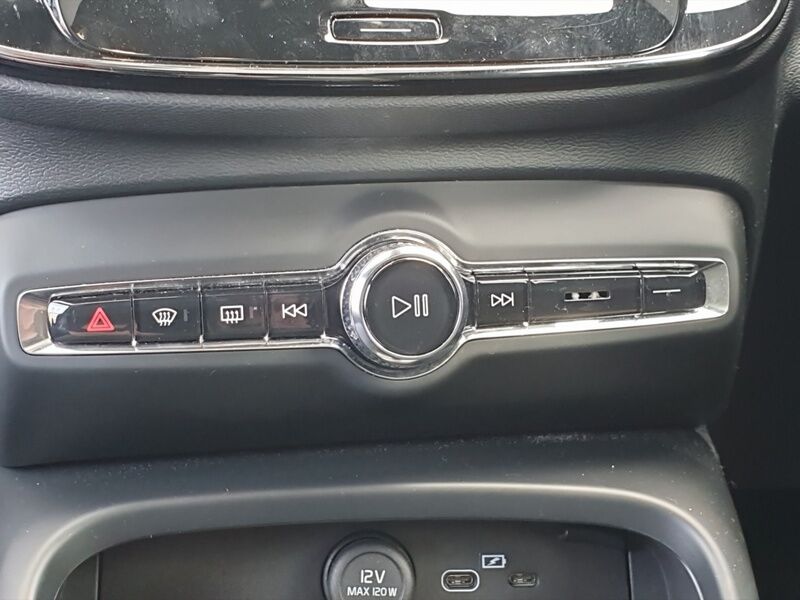 More views of Volvo C40