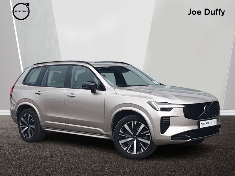 More views of Volvo XC90