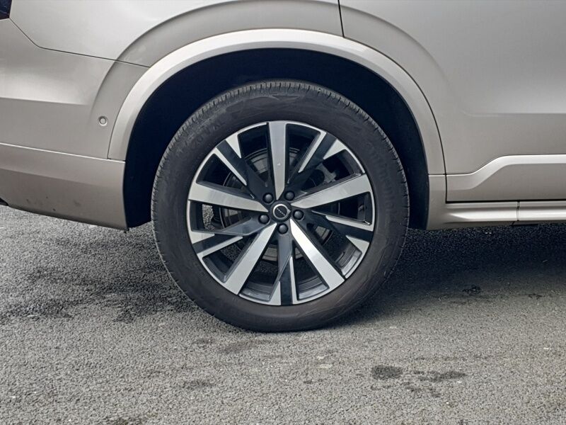 More views of Volvo XC90