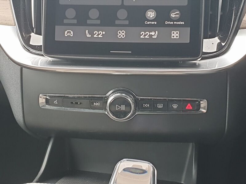 More views of Volvo XC90