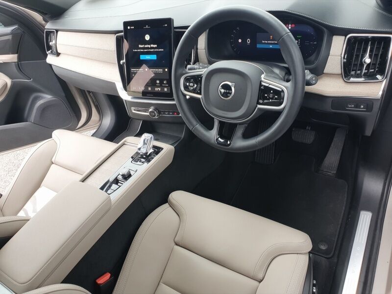 More views of Volvo XC90