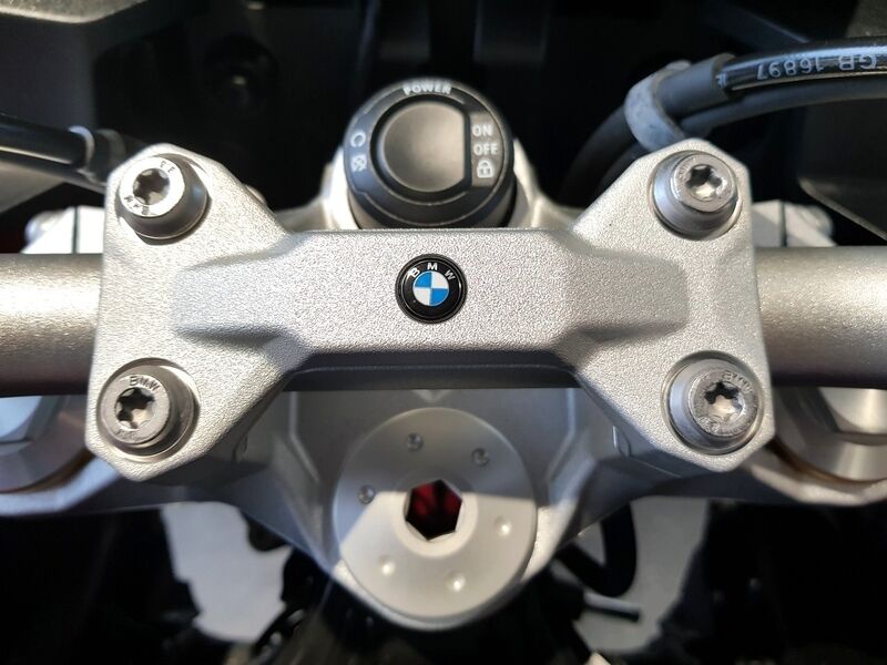 More views of BMW F 900 XR