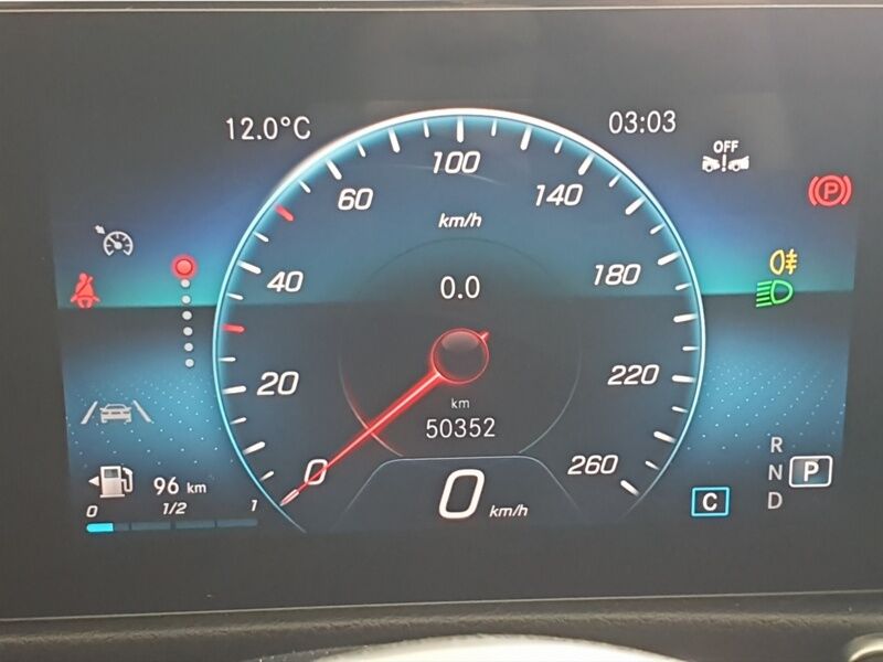 More views of Mercedes-Benz GLB