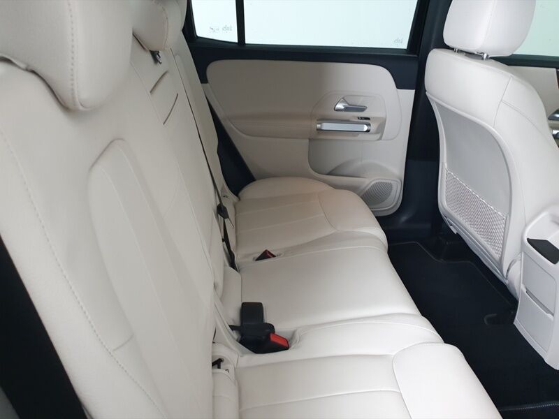 More views of Mercedes-Benz GLB