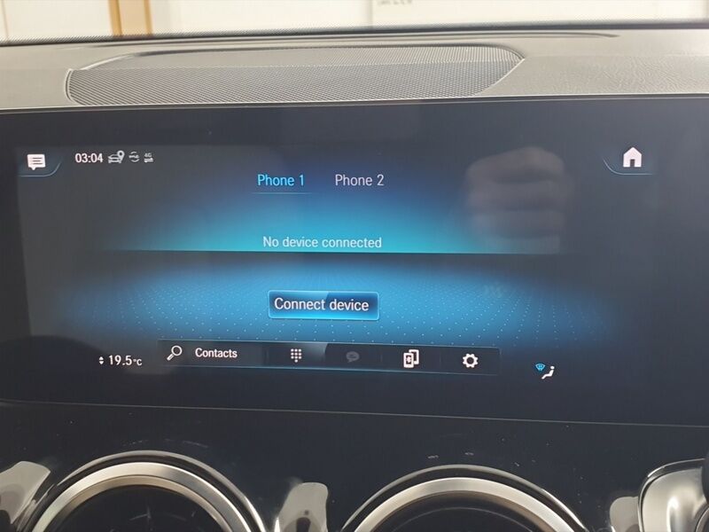 More views of Mercedes-Benz GLB