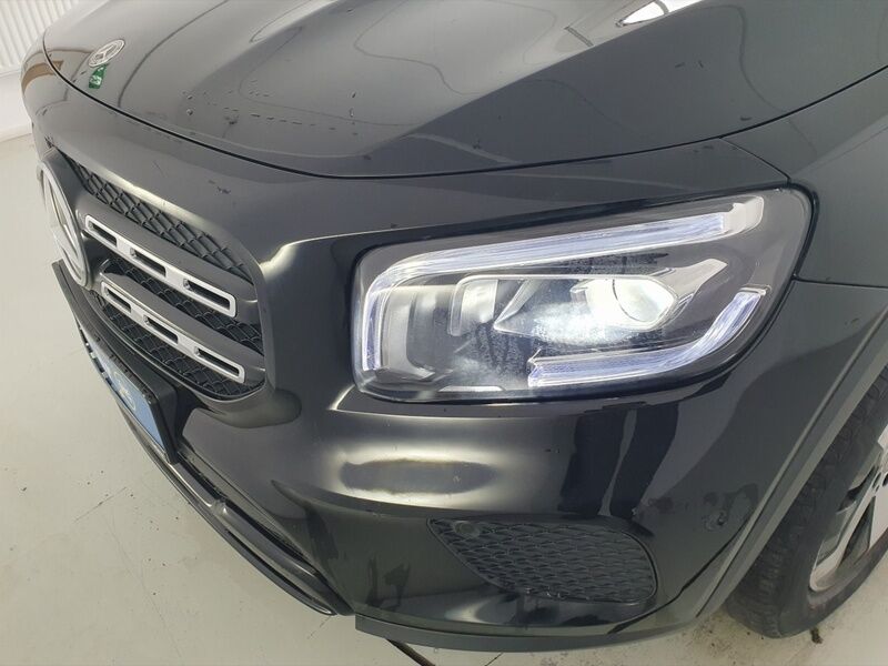 More views of Mercedes-Benz GLB