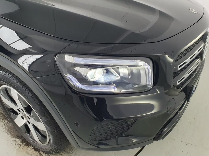 More views of Mercedes-Benz GLB