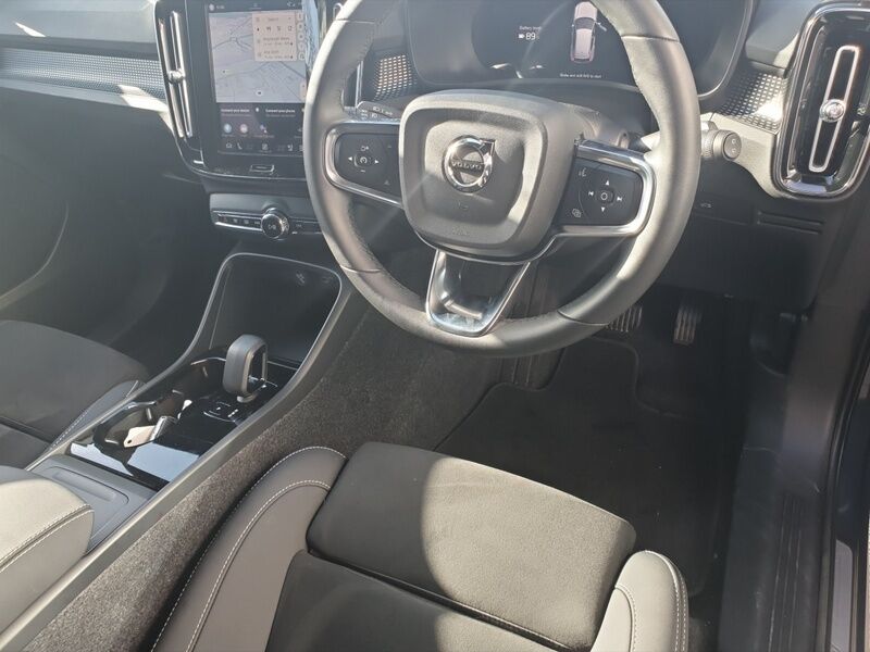 More views of Volvo EX40